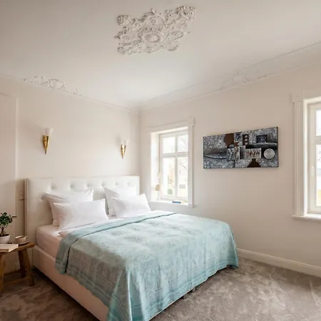 شقة Kapitaensapartment In Der Kaethe Am Kurpark - Moderne & Stilvolle 65qm Nahe روستوك