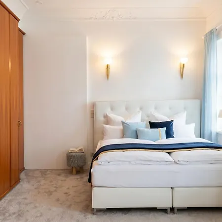 Kapitaensapartment In Der Kaethe Am Kurpark - Moderne & Stilvolle 65qm Nahe